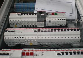 DISTRIBUTION BOARDS up to 6300A, Ι & Κ Engineering